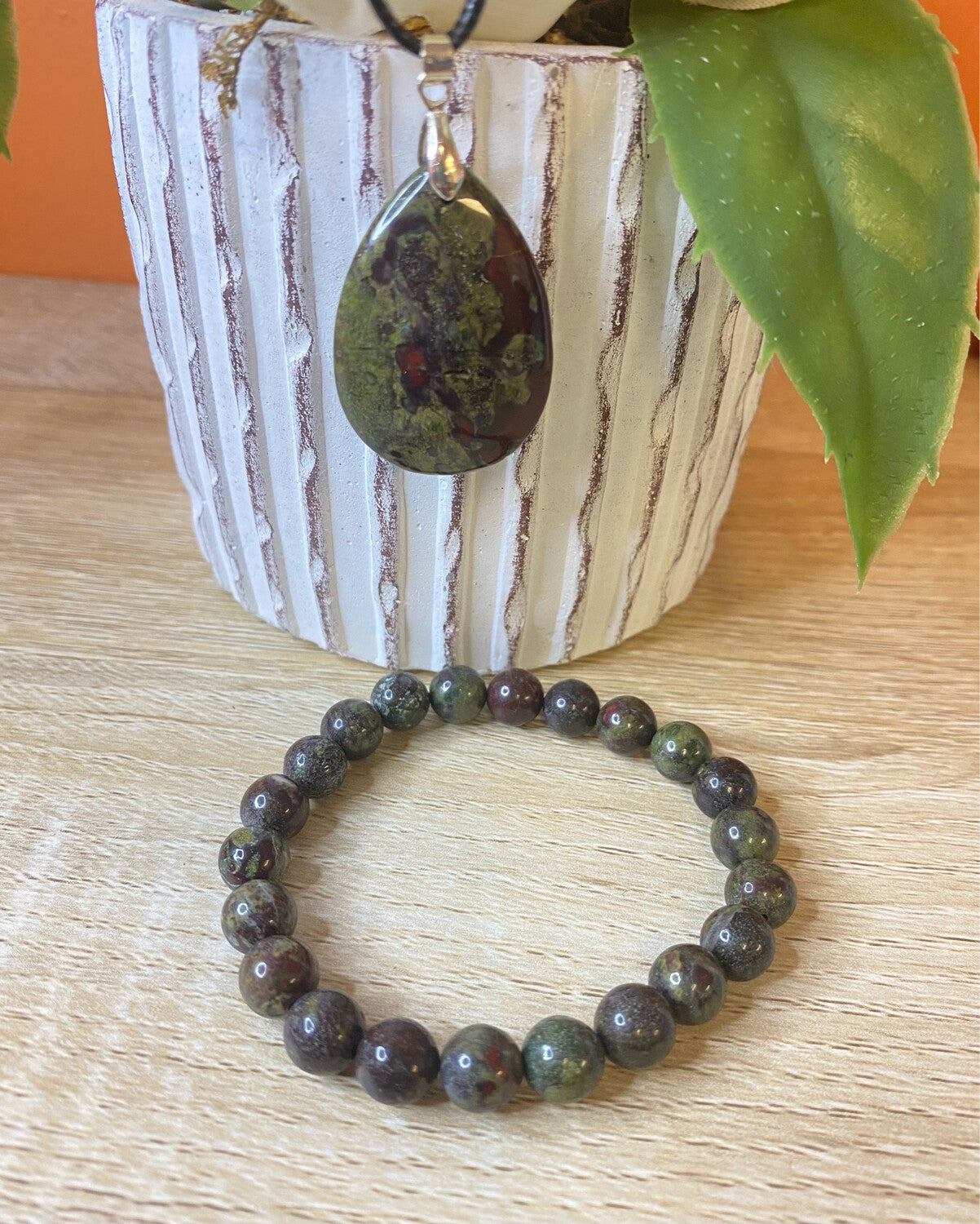 Dragons Blood 2-Piece Jewelry Set